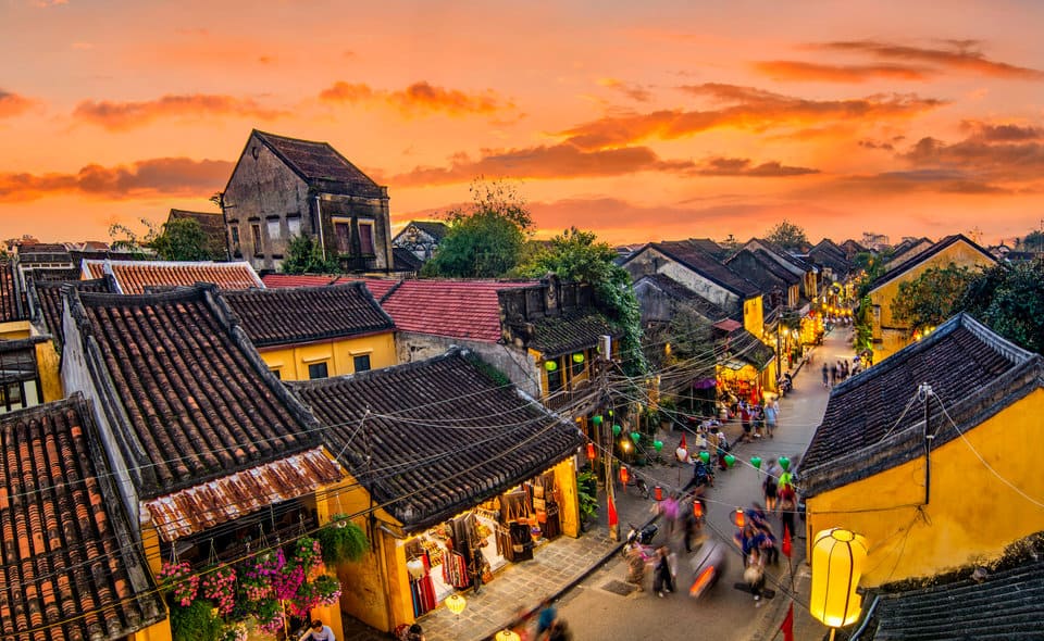 Top 15 điểm du lịch nhất định phải tới khi du lịch Đà Nẵng Pho-co-Hoi-An